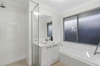 Listing image for 3 Glenora Way, Harrisdale  WA  6112