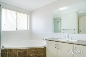 Listing image for 4 Ambleside Way, Canning Vale  WA  6155