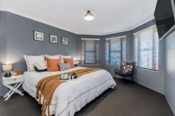 Listing image for 21 Tarragon Place, Thornlie  WA  6108