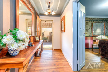 Listing image for 10 Gwalia Place, Gosnells  WA  6110