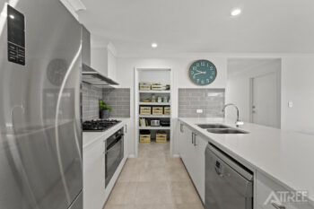 Listing image for 19 Melbourne Loop, Hammond Park  WA  6164