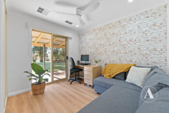 Listing image for 207 De Haer Road, Wandi  WA  6167