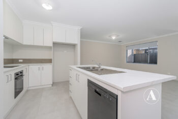 Listing image for 7 Lummus Street, Madora Bay  WA  6210