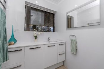 Listing image for 10 Teak Way, Maddington  WA  6109