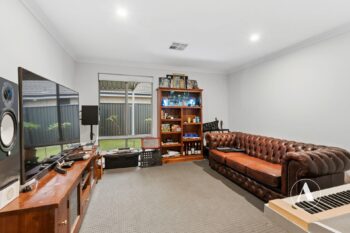 Listing image for 3 Glenora Way, Harrisdale  WA  6112