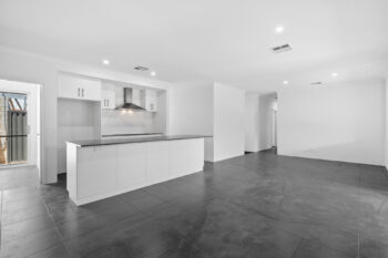 Listing image for 17 Manresa Road, Madora Bay  WA  6210