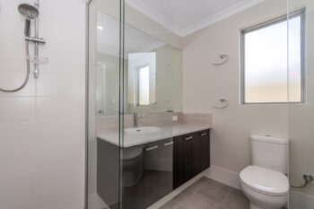 Listing image for 5 Somerset Way, Lakelands  WA  6180