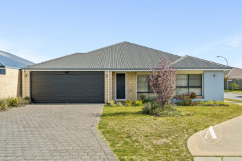 Listing image for 11 Cowes Street, Harrisdale  WA  6112