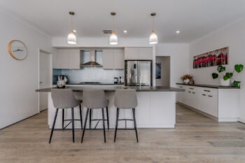 Listing image for 8 Hayford Road, Haynes  WA  6112