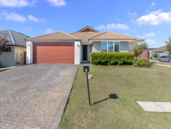 Listing image for 4 Erlon Way, Harrisdale  WA  6112