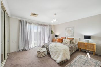 Listing image for 7 Randwick Bend, Harrisdale  WA  6112