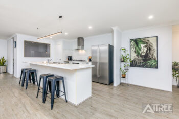 Listing image for 4 Crimson Way, Harrisdale  WA  6112