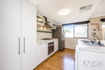 Listing image for 4/194 Boardman Road, Canning Vale  WA  6155