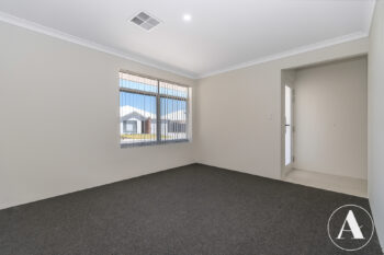 Listing image for 5 Siesta Way, Madora Bay  WA  6210