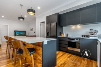 Listing image for 3 Ilford Place, Thornlie  WA  6108