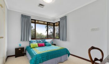 Listing image for 19 Riverton Drive West, Rossmoyne  WA  6148