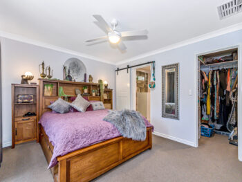 Listing image for 15 Empire Way, Thornlie  WA  6108