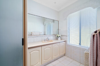 Listing image for 10 Luton Court, Canning Vale  WA  6155