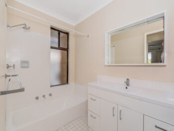 Listing image for 4 Durack Crescent, Gosnells  WA  6110