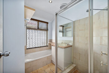 Listing image for 2/74 - 76 Upton Street, St James  WA  6102