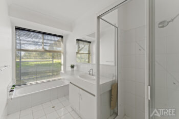 Listing image for 35 Old Dairy Court, Oakford  WA  6121