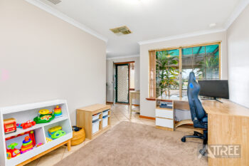 Listing image for 15B Embassy Court, Thornlie  WA  6108