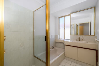 Listing image for 13 Maitland Place, Thornlie  WA  6108