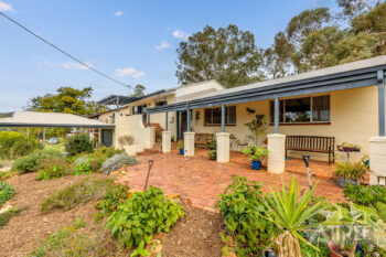 Listing image for 6 Greendale Place, Kelmscott  WA  6111