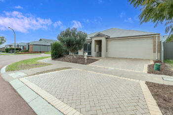 Listing image for 21 Shackleton Terrace, Byford  WA  6122