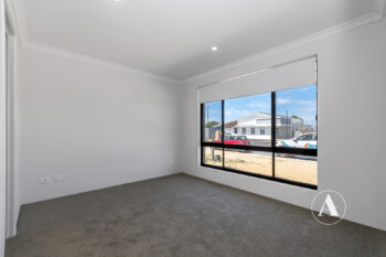 Listing image for 21 Somerset Way, Lakelands  WA  6180