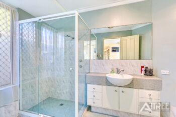 Listing image for 5 Camelot Court, Thornlie  WA  6108