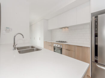 Listing image for 5 Catseye Walk, Treeby  WA  6164