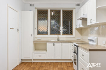 Listing image for 233 Winterfold Road, Coolbellup  WA  6163