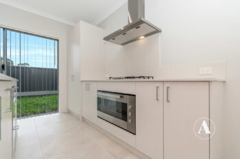 Listing image for 100 Dotterel Way, East Cannington  WA  6107