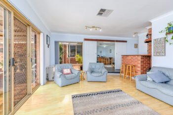 Listing image for 14 Poplar Place, Thornlie  WA  6108