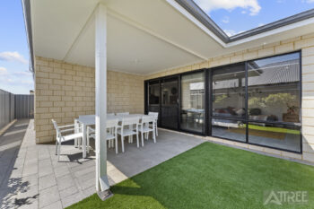 Listing image for 19 Melbourne Loop, Hammond Park  WA  6164