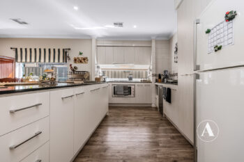 Listing image for 6 Luciana Way, Hilbert  WA  6112