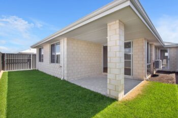 Listing image for 28 Siesta Way, Madora Bay  WA  6210