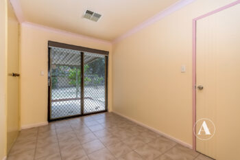 Listing image for 22 Reigate Street, Gosnells  WA  6110