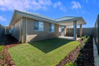 Listing image for 8 Capitola Way, Madora Bay  WA  6210