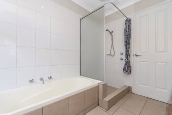 Listing image for 28a Honeyeater Retreat, Brookdale  WA  6112