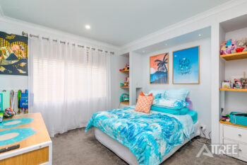 Listing image for 4 Crimson Way, Harrisdale  WA  6112