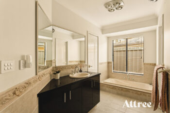 Listing image for 4 Illawarra Crescent, Canning Vale  WA  6155