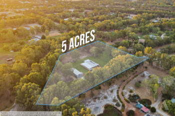 Listing image for 33 Stockmans Close, Oakford  WA  6121