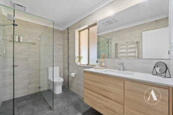 Listing image for 207 De Haer Road, Wandi  WA  6167