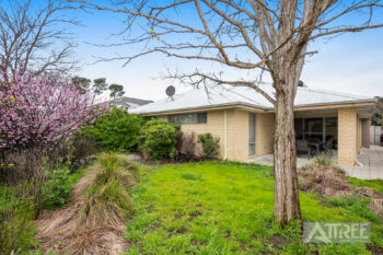 Listing image for 15 Edgehill Walk, Piara Waters  WA  6112
