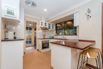 Listing image for 4 Tweed Close, Camillo  WA  6111