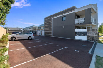 Listing image for 28/1 Glenariff Boulevard, Canning Vale  WA  6155