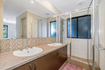 Listing image for 6 Garron Rest, Canning Vale  WA  6155