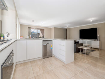 Listing image for 35 Nesbit Drive, Haynes  WA  6112